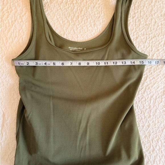Abercrombie & Fitch Soft A&F Ribbed Bodysuit – Olive Green, Size XL - Picture 4 of 8